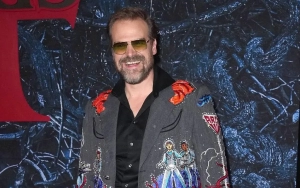 David Harbour Thrills Stepdaughter as Taylor Swift Gives Them 'Handwritten Letter' at Concert