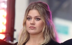 Kelly Clarkson Proudly Flaunts Slimmed Down Look After Dramatic Weight Loss