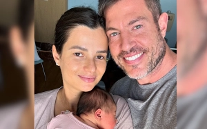 'Bachelor' Host Jesse Palmer Posts New Family Snap as He Announces Birth of His 1st Child