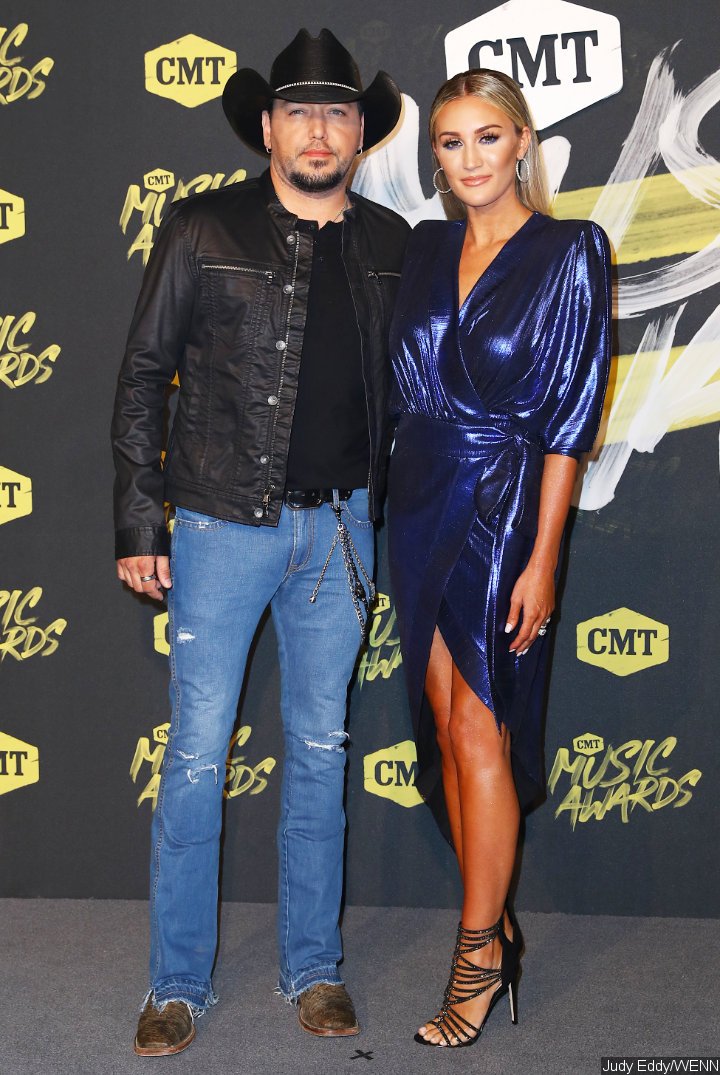 Jason Aldean and Brittany Kerr at 2018 CMT Music Awards