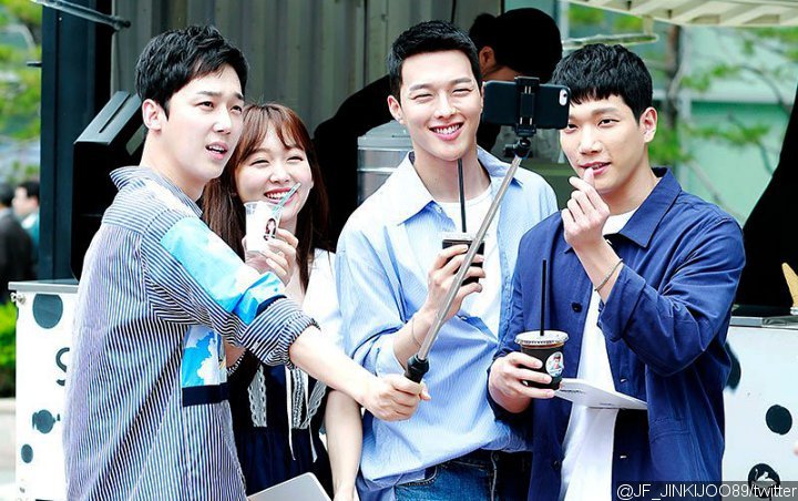 Pics: Jang Ki Yong and 'Come and Hug Me' Co-Stars Give Coffee to Fans at Special Event