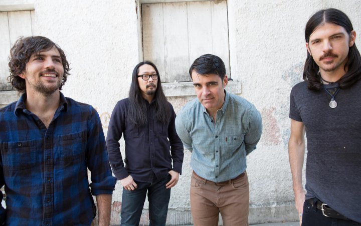 Avett Brothers Cancels Oregon Shows After Man With Gun Enters Concert Venue
