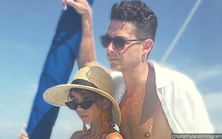 Sarah Hyland and Wells Adams Moving In Together After Long-Distance Romance