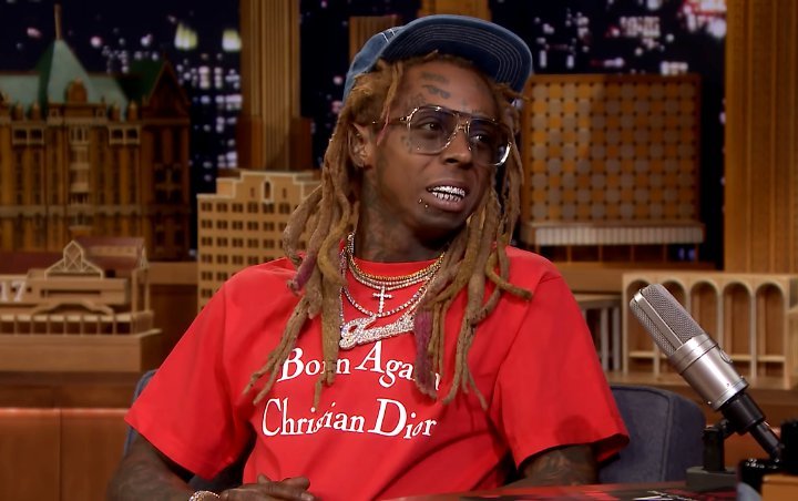 Lil Wayne Needs to Study 'Dedicate' Lyrics Before Performance