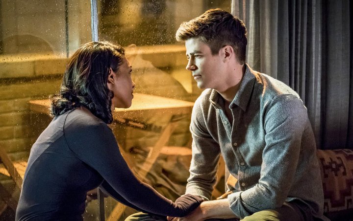 'The Flash' Season 5 Reveals Iris Is Never [SPOILER] Despite Future Barry Is Still [SPOILER]