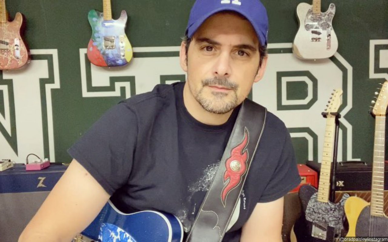 Brad Paisley Sends New Guitar to Nashville Musician Left Homeless by Christmas Bombing 