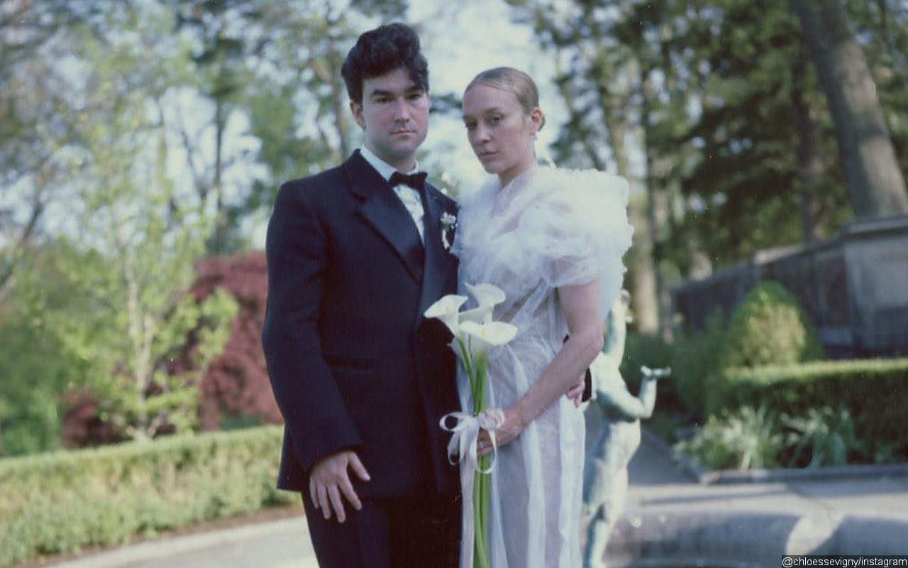 Chloe Sevigny Ties the Knot With Sinisa Mackovic Once Again Two Years After Courthouse Wedding