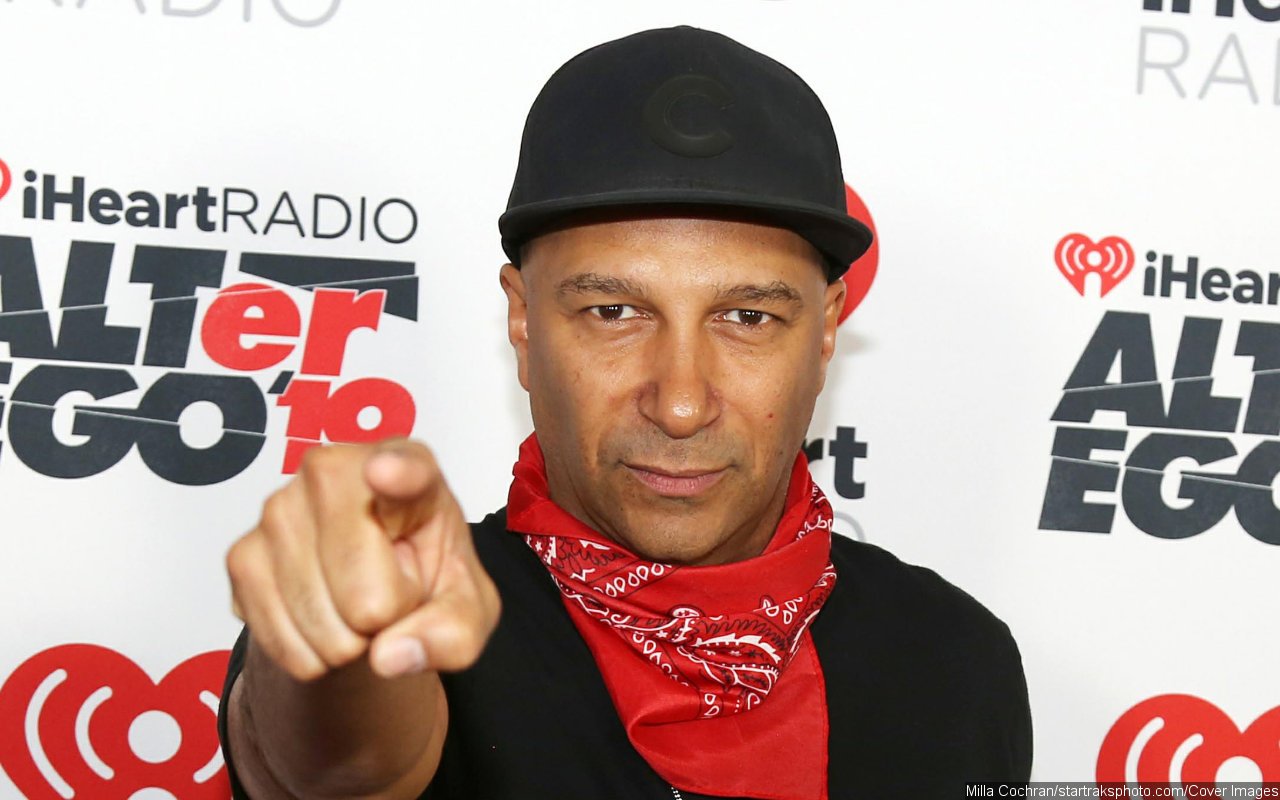 Rage Against the Machine's Tom Morello Accidentally Tackled by Security at Toronto Show