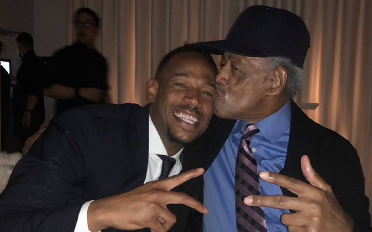 Marlon Wayans Mourns Father Howell's Death
