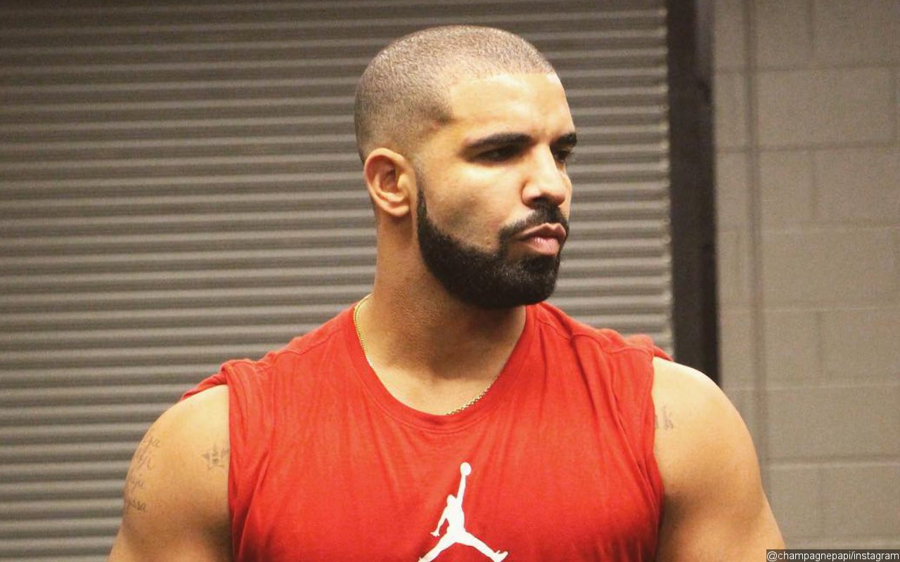 Drake Confronts Fan for Throwing Vape Onstage During Brooklyn Performance