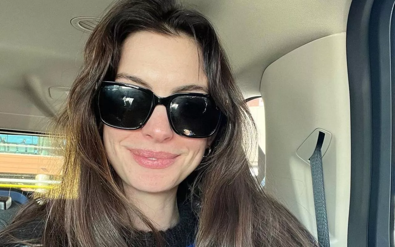 Anne Hathaway Chose Not to 'Snap Back' After Giving Birth