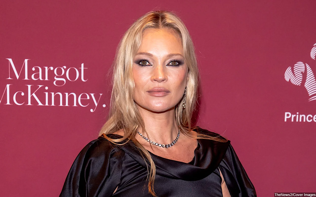 Kate Moss Claims She Only Smokes Occasionally After Looking Unrecognizable on Cigarette Break