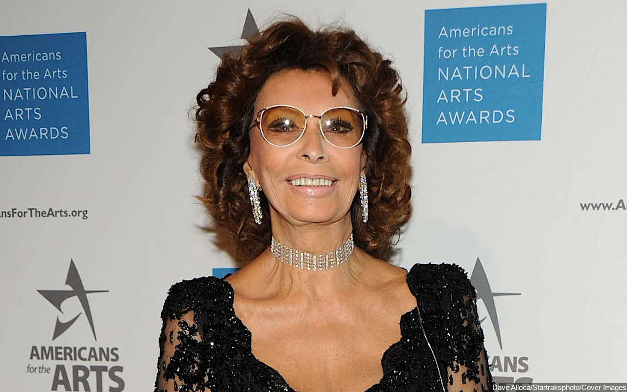 Sophia Loren Recovering 'Well' After Suffering Multiple Fractures From Fall