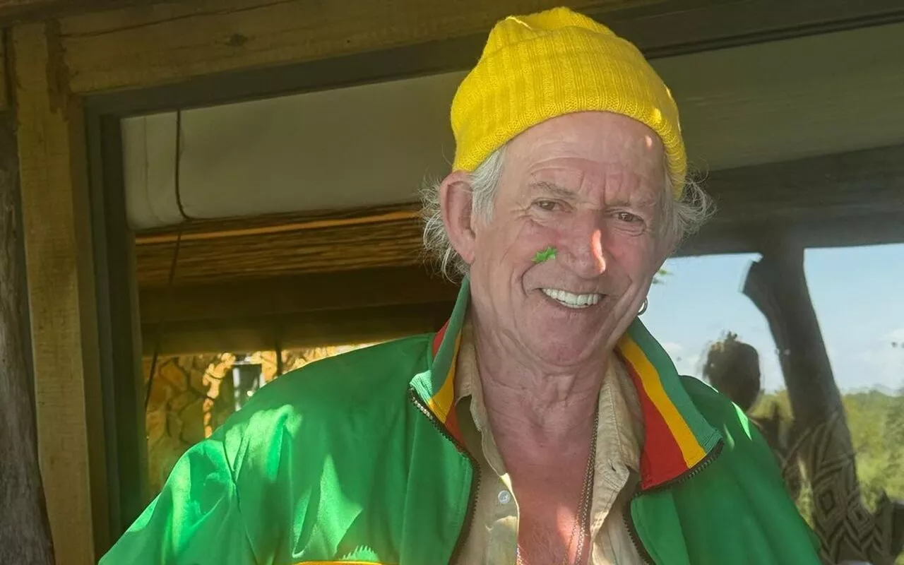 Keith Richards Shares Pic From His 80th Birthday and Christmas Celebration in South Africa