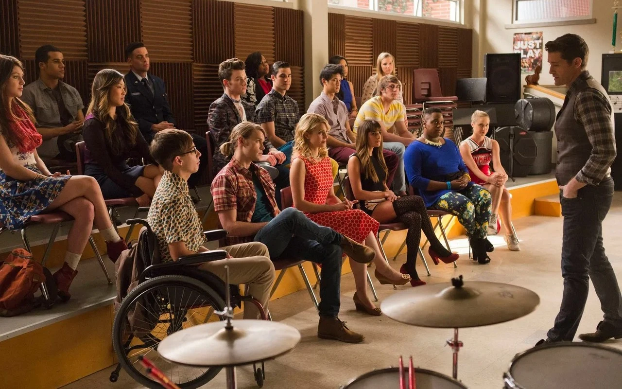 Brad Falchuk Open to 'Glee' Remake