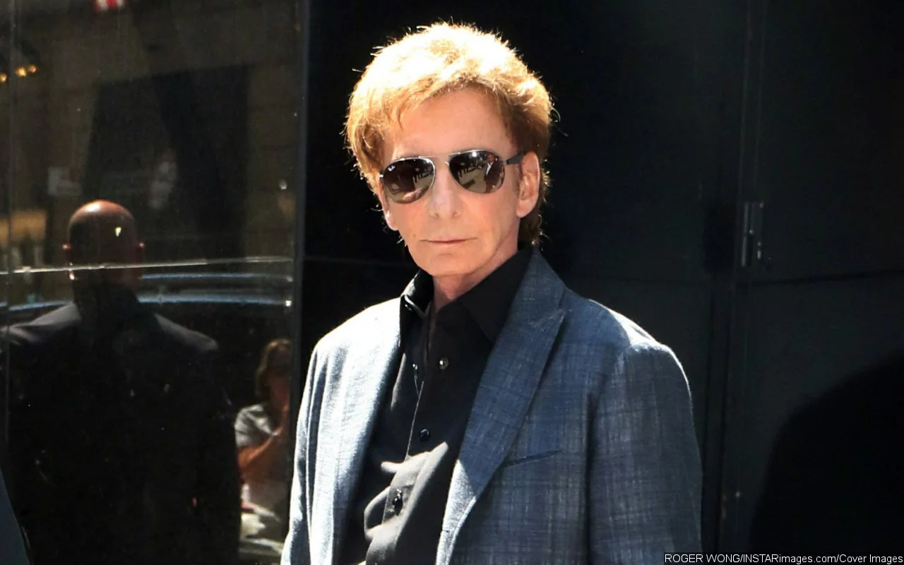 Barry Manilow Doesn't Eat Unless He's 'Trembling' From Hunger