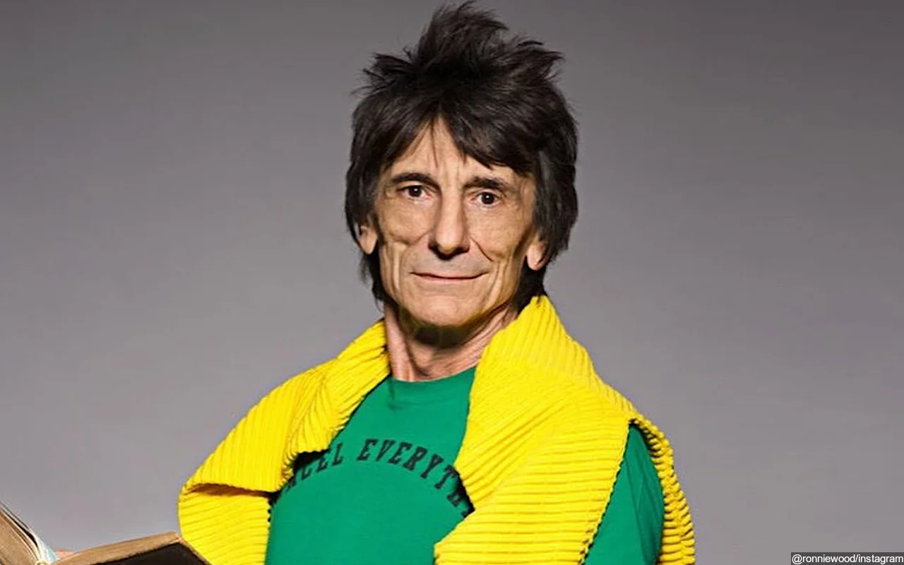 Ronnie Wood Earns This Huge Amount of Money From His Art in 2023