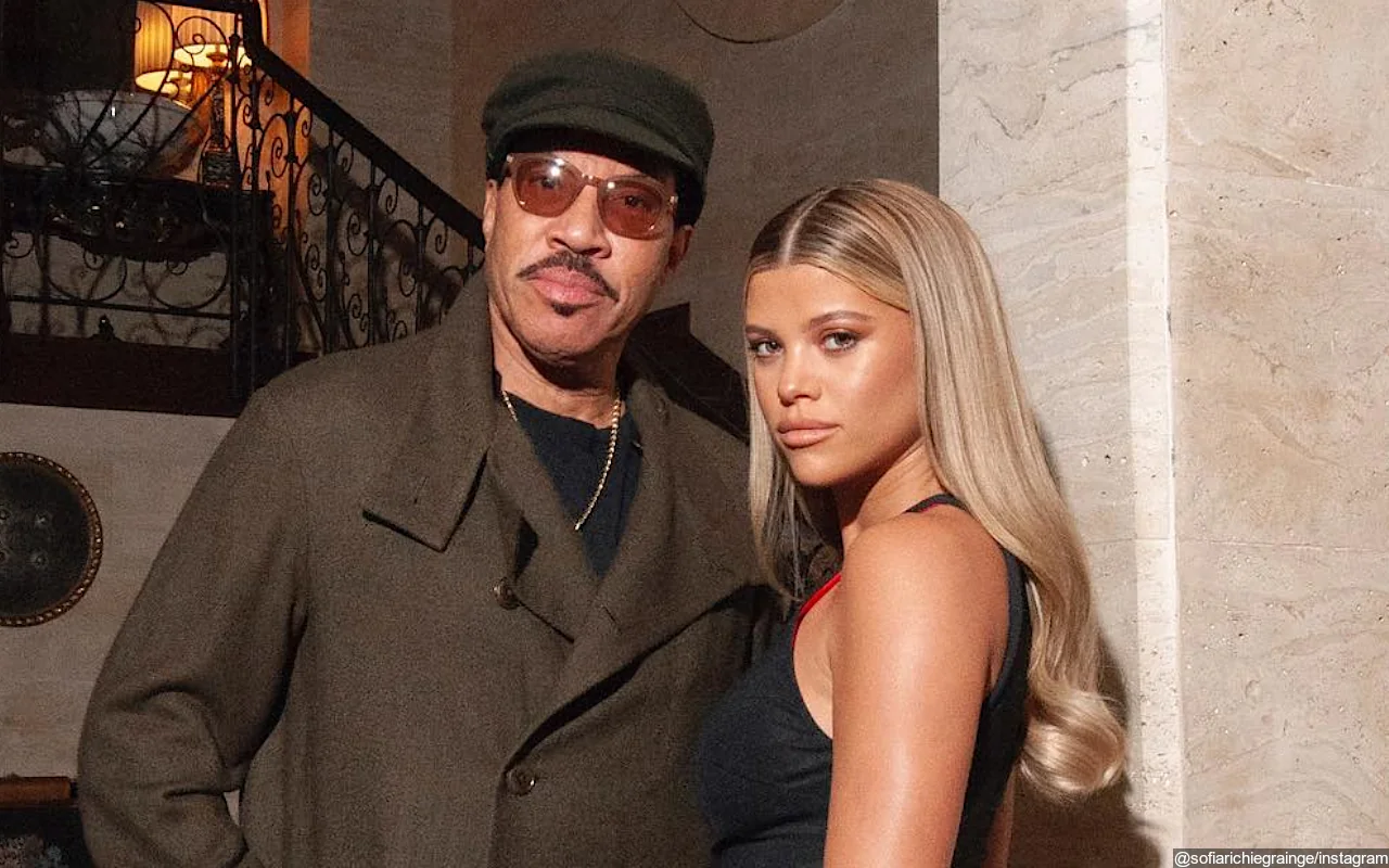 Lionel Richie Eliminates One Potential Name for Pregnant Sofia's Baby Girl