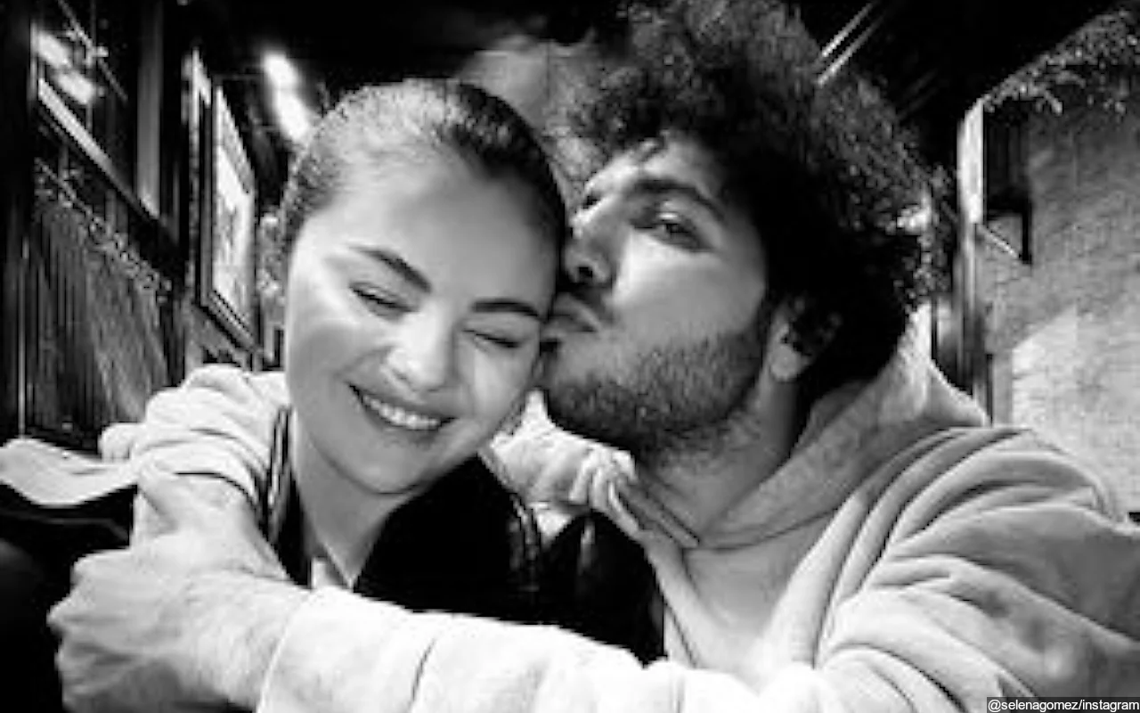 Selena Gomez Kissed by Benny Blanco in New Pic After His Marriage Plan Comments