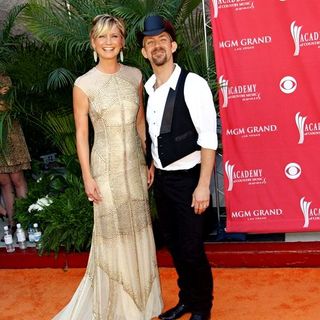 Sugarland in 43rd Academy Of Country Music Awards - Arrivals