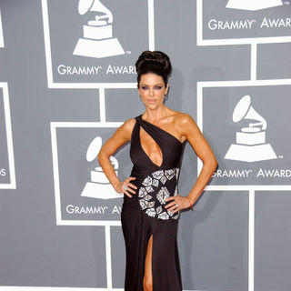 Lisa Rinna in The 51st Annual GRAMMY Awards - Arrivals