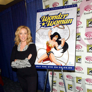 Virginia Madsen in Wonder Con - Day 1