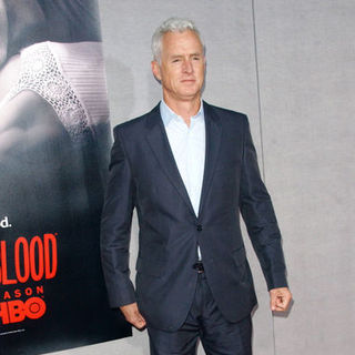 John Slattery in HBO's "True Blood" Season Two Los Angeles Premiere - Arrivals