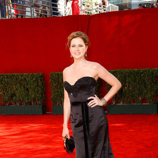 Jenna Fischer in The 61st Annual Primetime Emmy Awards - Arrivals