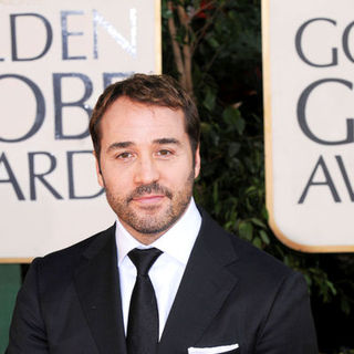Jeremy Piven in 66th Annual Golden Globes - Arrivals