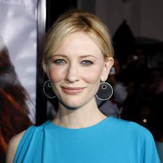 Cate Blanchett in Elizabeth The Golden Age Los Angeles Premiere