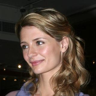 Mischa Barton In-Store Appearance at Macy's to Promote Keds