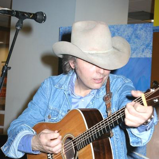 Dwight Yoakam in Dwight Yoakam Performs and Signs Blame The Vain his New Album
