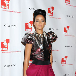 Rihanna in 3rd Annual DKMS Gala - Arrivals