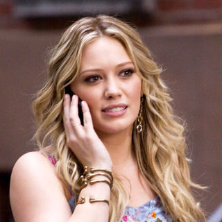Hilary Duff in "Gossip Girls" Filming at Chelsea in New York on August 26, 2009