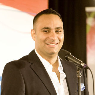 Russell Peters in 2009 Juno Awards - Press Room