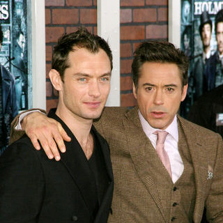Robert Downey Jr., Jude Law in "Sherlock Holmes" New York Premiere - Arrivals