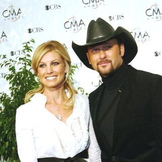 Tim McGraw, Faith Hill in 38th Annual Country Music Awards Arrivals