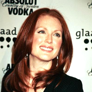 Julianne Moore in 15th Annual GLAAD Media Awards