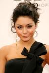 Vanessa Hudgens Apologized for Nude Photo, Remained on Show