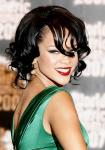 R&B Icon Rihanna Tops Seventeen Magazine's Style Awards