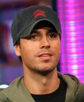 Fan Brought Enrique Iglesias Down to His Knees On-Stage