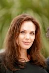 Pregnant Angelina Jolie Parted Ways with St. John