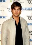 Versace Working Hard to Recruit Chace Crawford as Its New Face