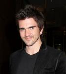 Juanes Bags Five Trophies at 2008 Latin Grammy Awards