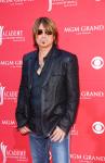 Billy Ray Cyrus Upset by Jamie Foxx's Remark on Miley Cyrus
