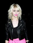 'Gossip Girl' Star Taylor Momsen Signed to Interscope Records