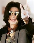 Family Postpones Michael Jackson's Burial