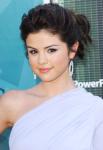 Selena Gomez Names Her Band, Reveals 'Falling Down' Release Date