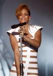 Video: Rihanna, Lady GaGa and More Rocking 2009 American Music Awards
