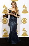 52nd Grammys: Taylor Swift Dropped Her Golden Gramophone